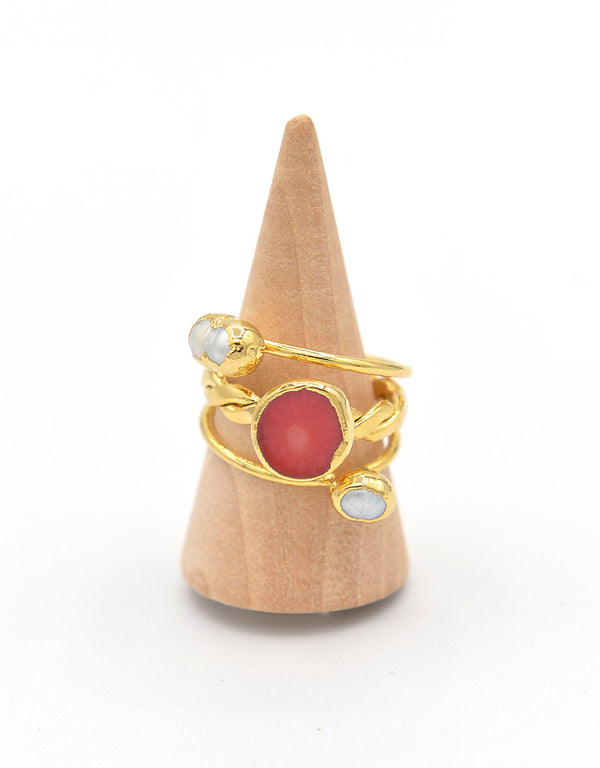 Zamak ring with freshwater pearls and coral paste